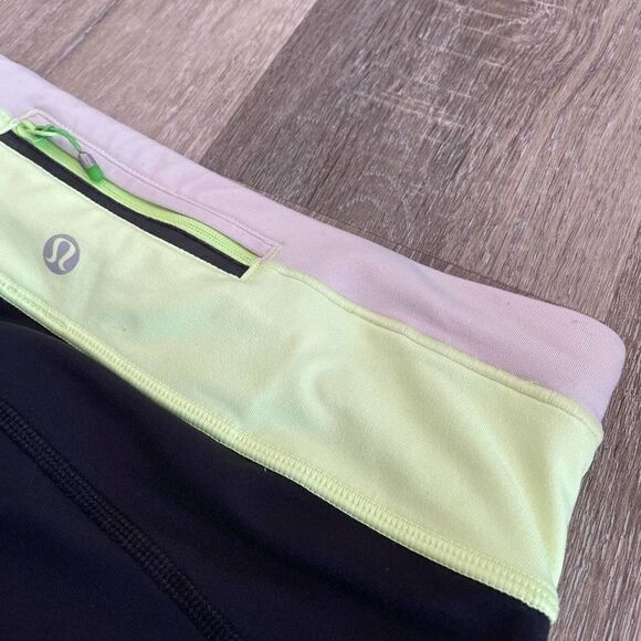 Lululemon Mid Rise Black Crop Leggings - Size: 6 - Picture 6 of 9